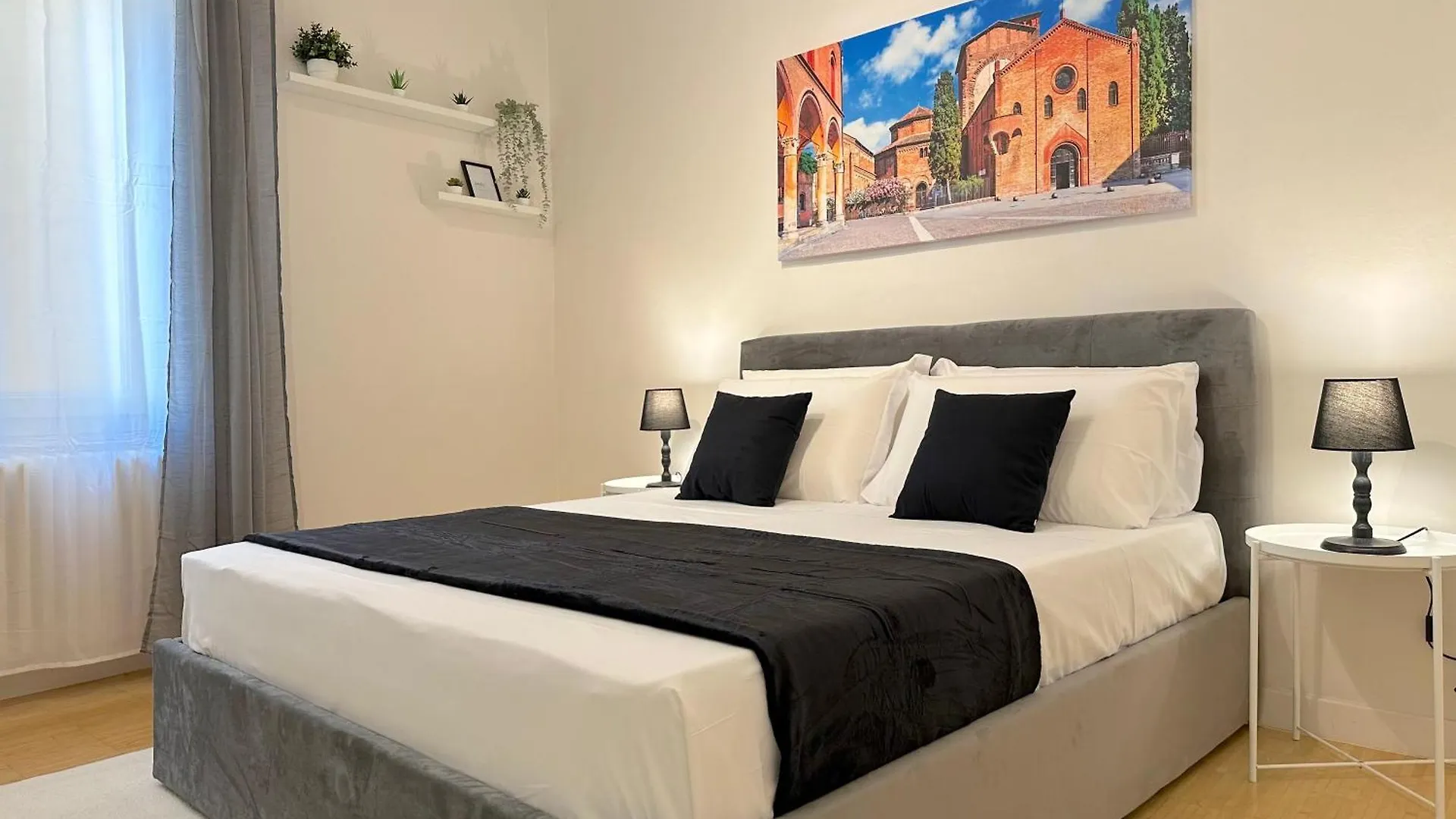 Apartment La Maison Di San Felice Bologna Italy